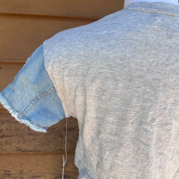 Thrill Jeans Cropped Tee With Distressed Denim Sleeves & Pocket Gray/Blue Womens - Picture 6 of 10
